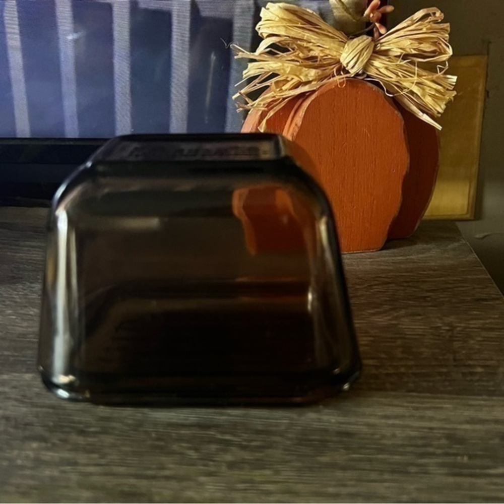 Pyrex Brown 350ml Butter Dish